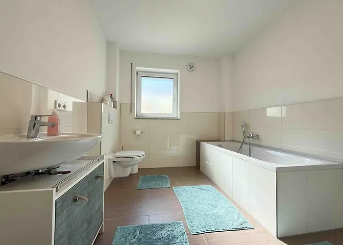 Max114 Moderne Monteurwohnung * Maxhutte-Haidhof